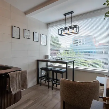 Benvenuto * لاهاي